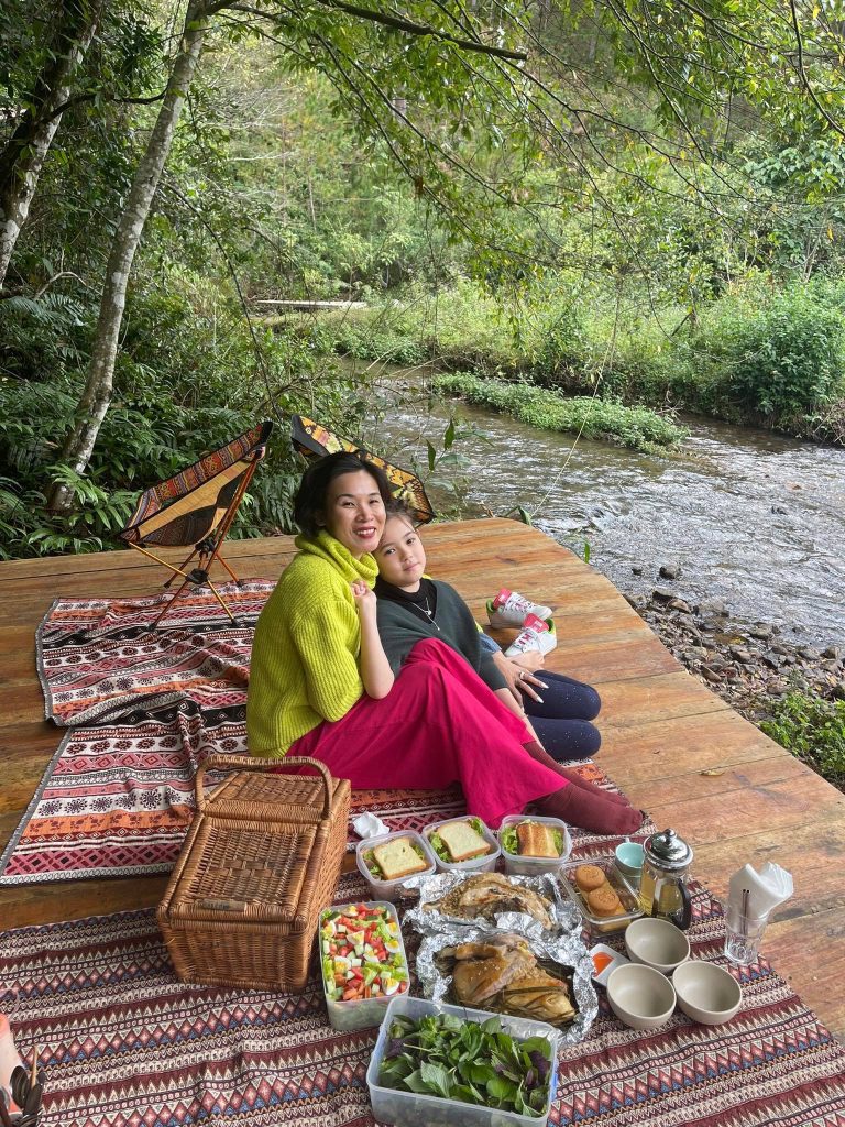 Bữa trưa picnic tại Farm